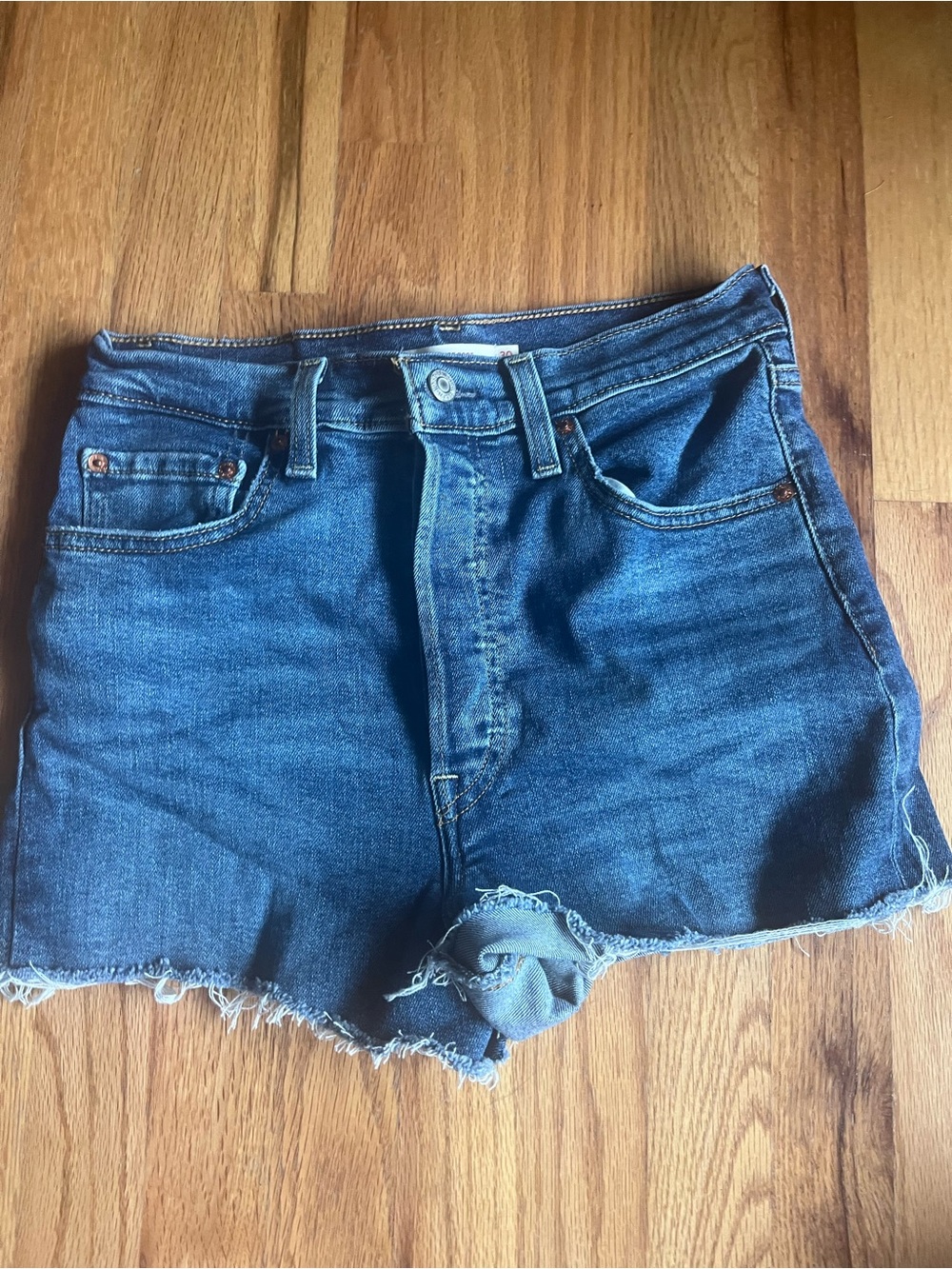 Women’s Levi’s Ribcage Boot Jean Shorts Size 30